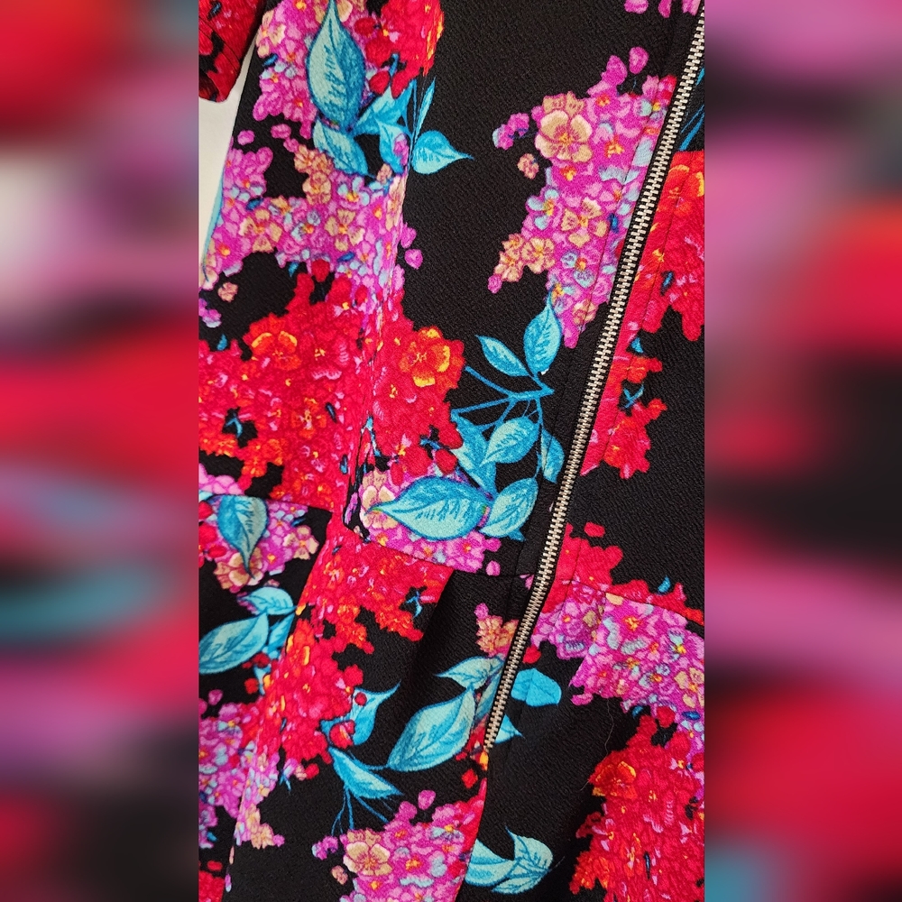 Lularoe Amelia floral Dress - Picture 2 of 3